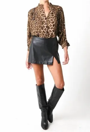 Alix Mini-jupe en similicuir micro en noir
