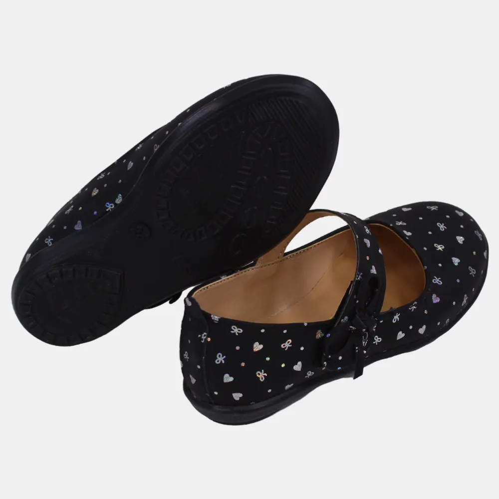 Chaussures en Cuir pour Fille – Noir avec Détails en Forme de Cœur