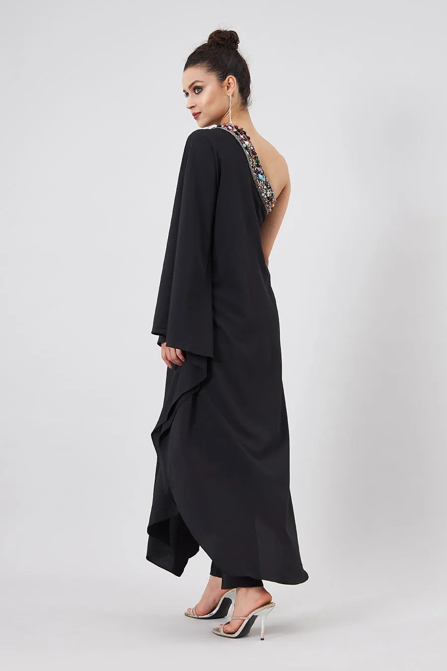 Ensemble Kaftan et Pantalon Noir à Une Épaule Brodé
