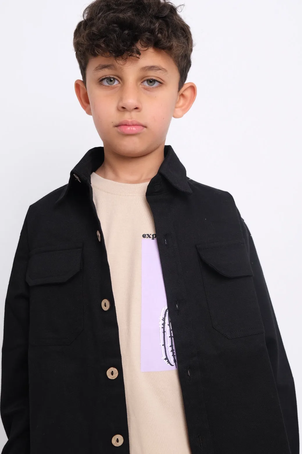 Chemise longue noire à manches longues