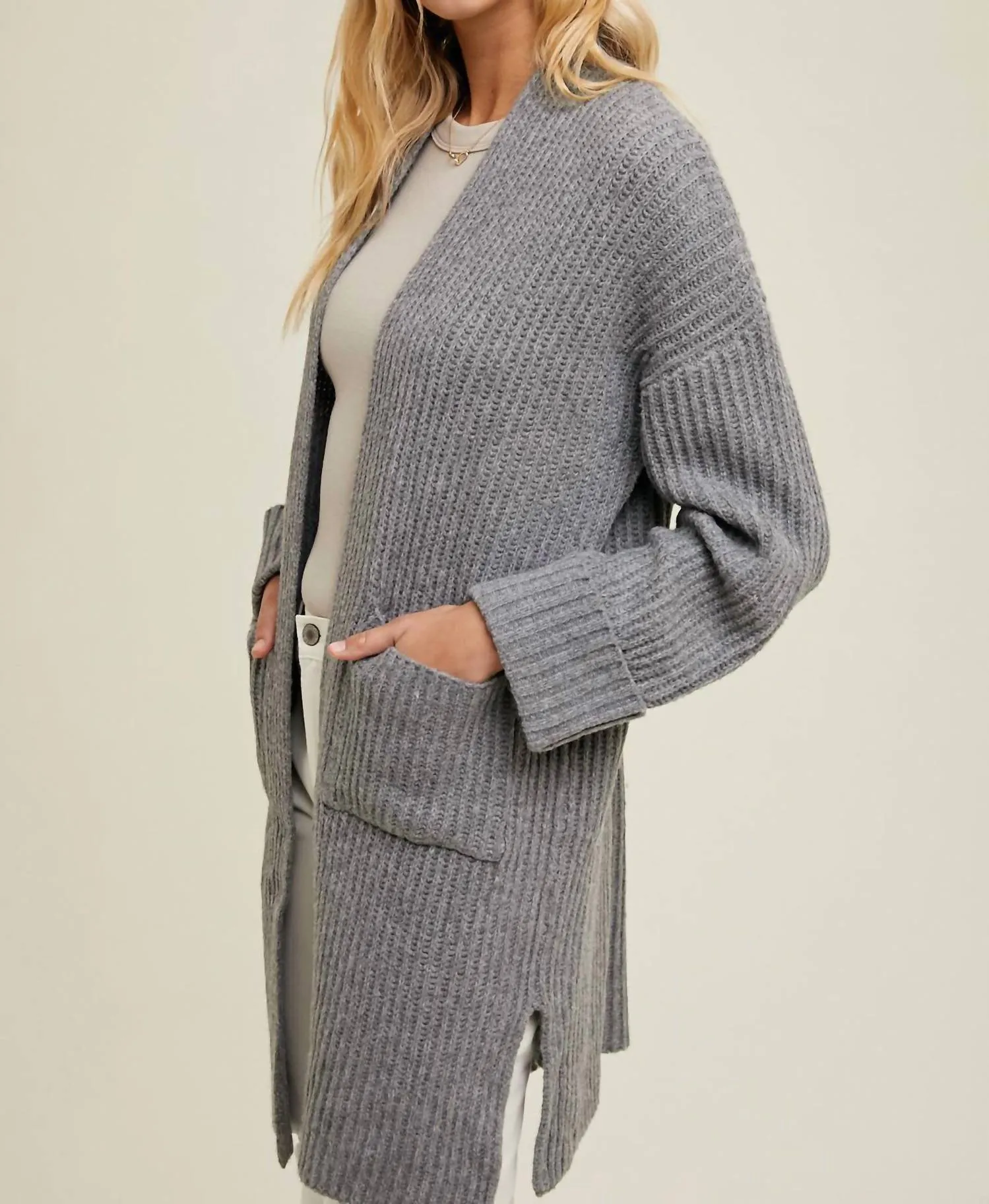 Cardigan côtelé brossé en charbon