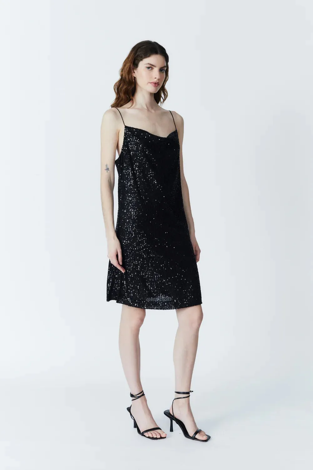 Robe à décalage Carson Sequin