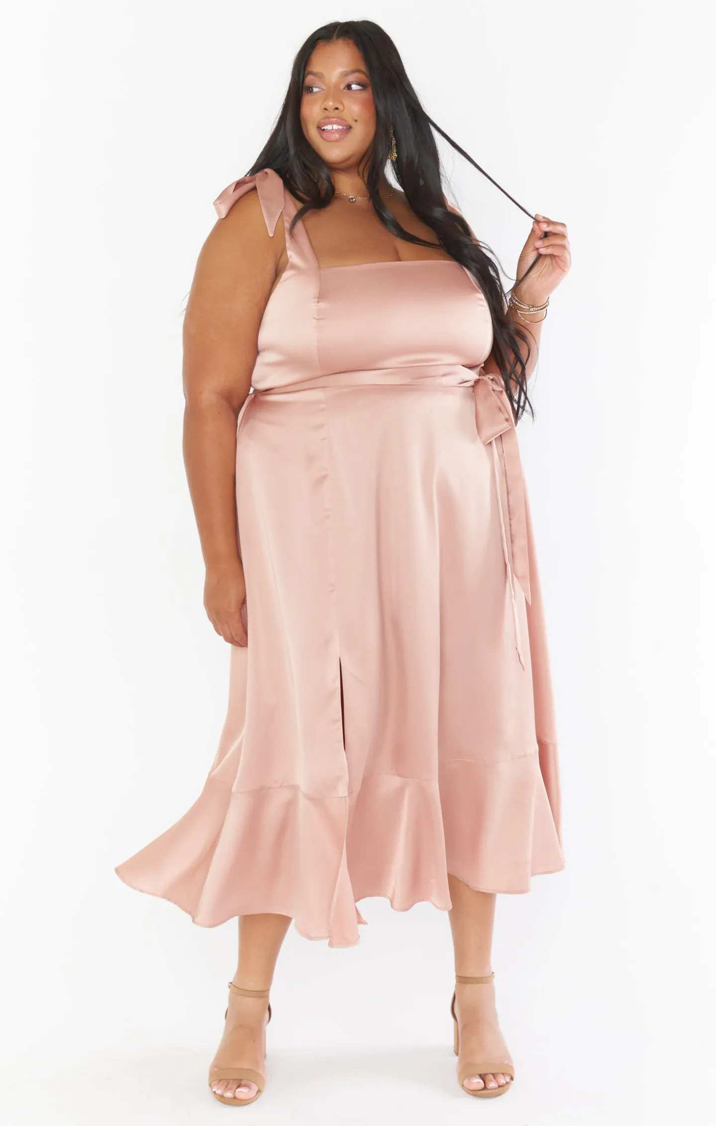 Robe midi Claire ~ Satin luxe or rose