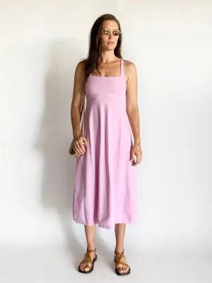 Robe en jersey crêpé à encolure carrée