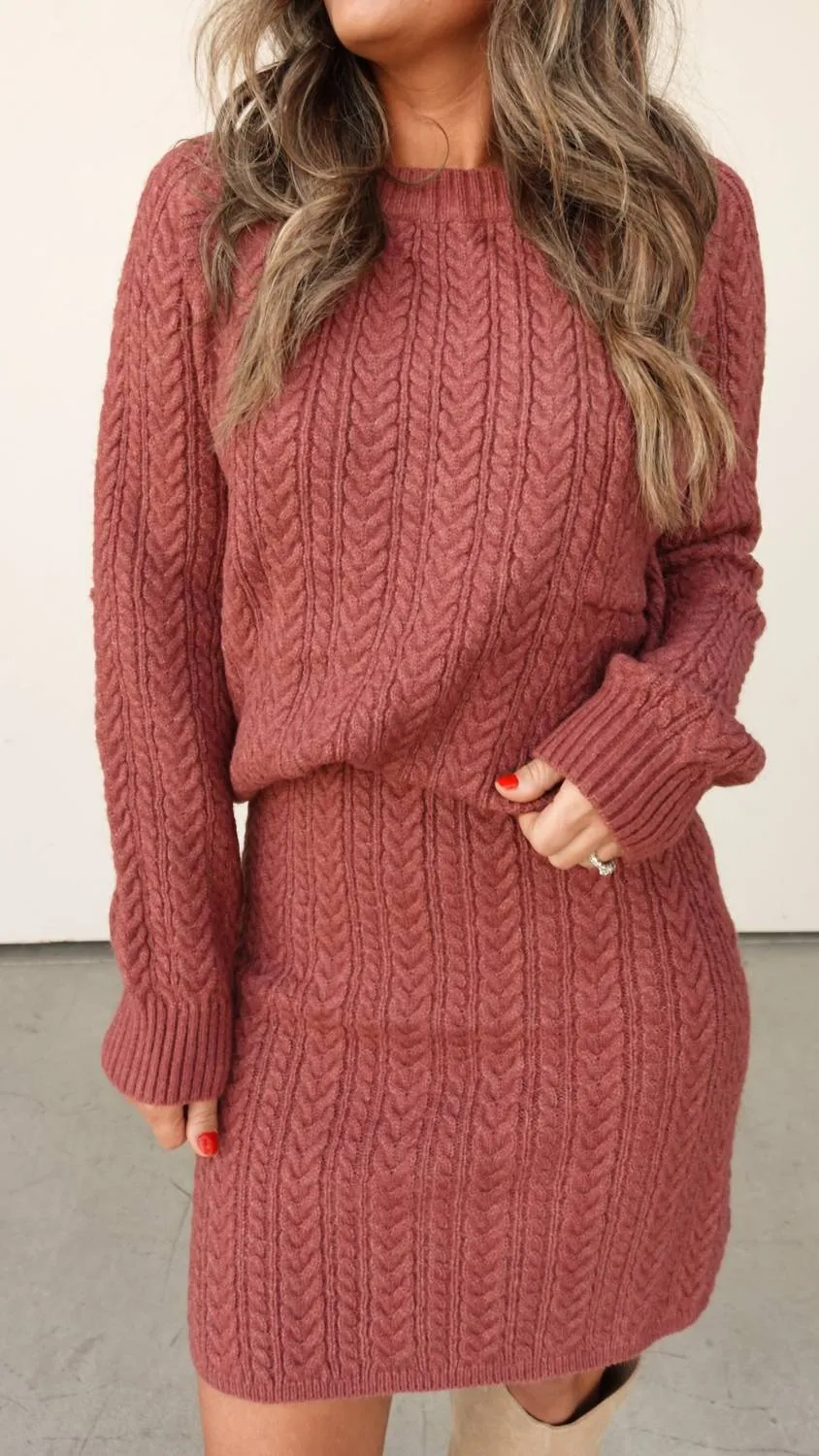 Ensemble Pull Col Rond Et Jupe En Marron Pastel