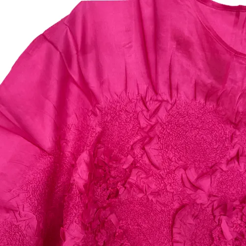 Robe mi-longue à effet froissé