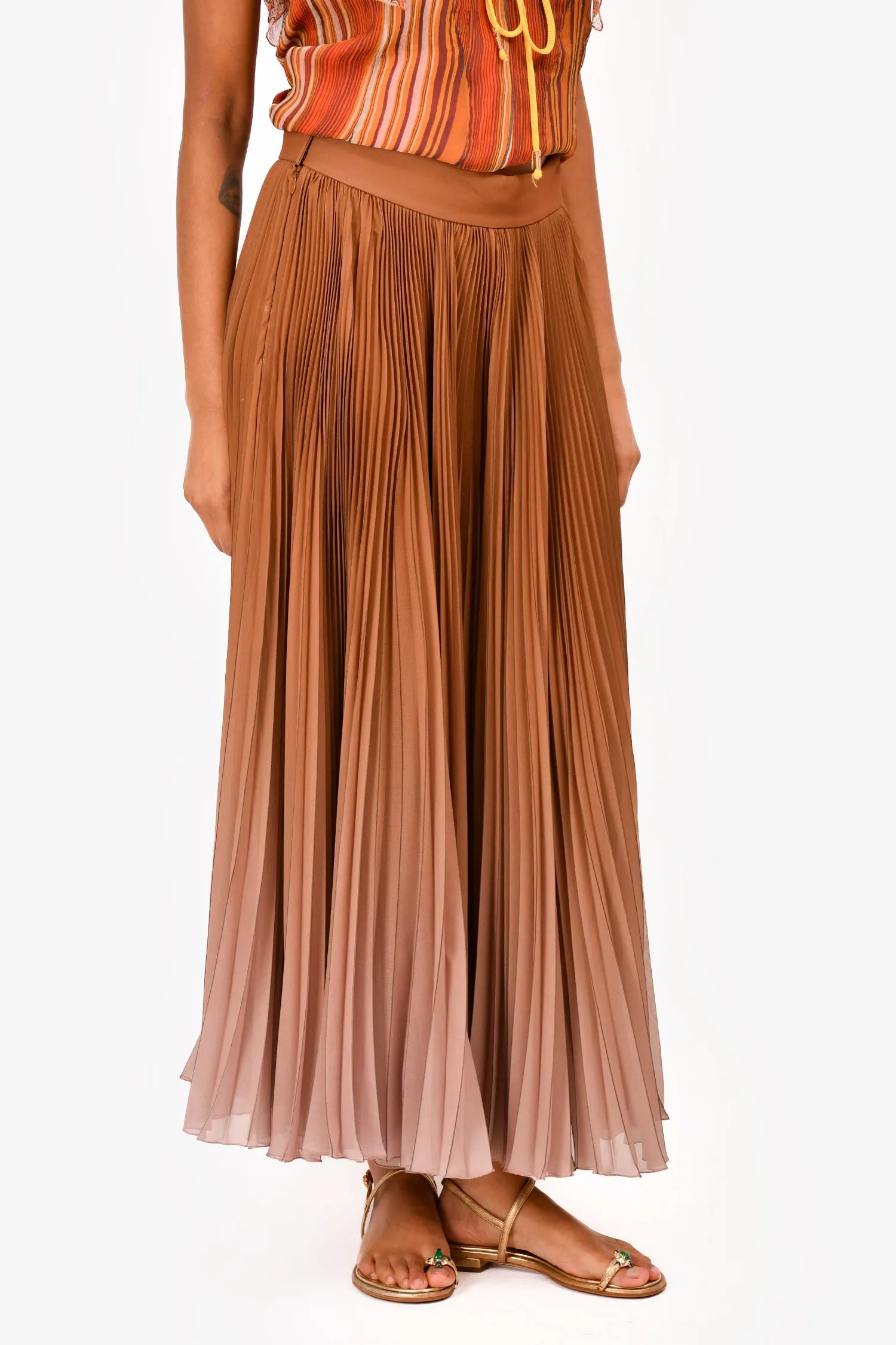 Dolce & Gabbana Jupe Longue Plissée en Satin Ombré Marron Taille 42