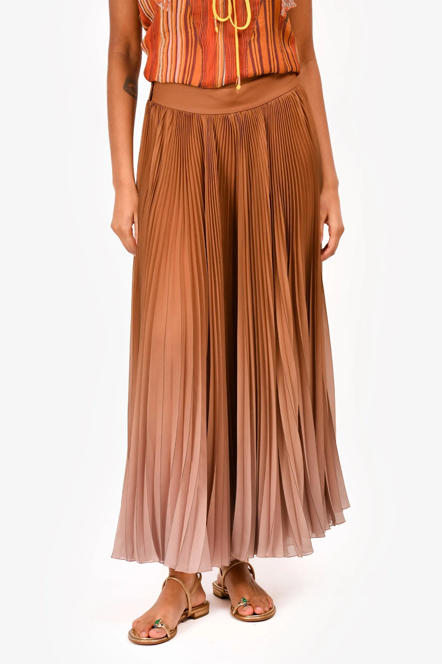 Dolce & Gabbana Jupe Longue Plissée en Satin Ombré Marron Taille 42