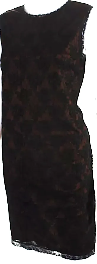 Dolce & Gabbana D&G Italie. Robe mi-longue sans manches en dentelle noire à encolure ronde