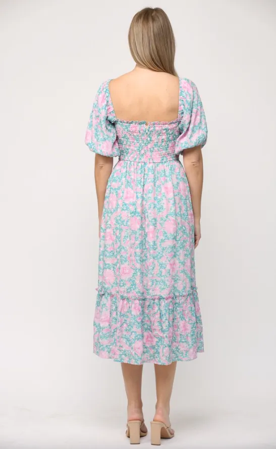 Robe mi-longue avec détail de corsage froncé