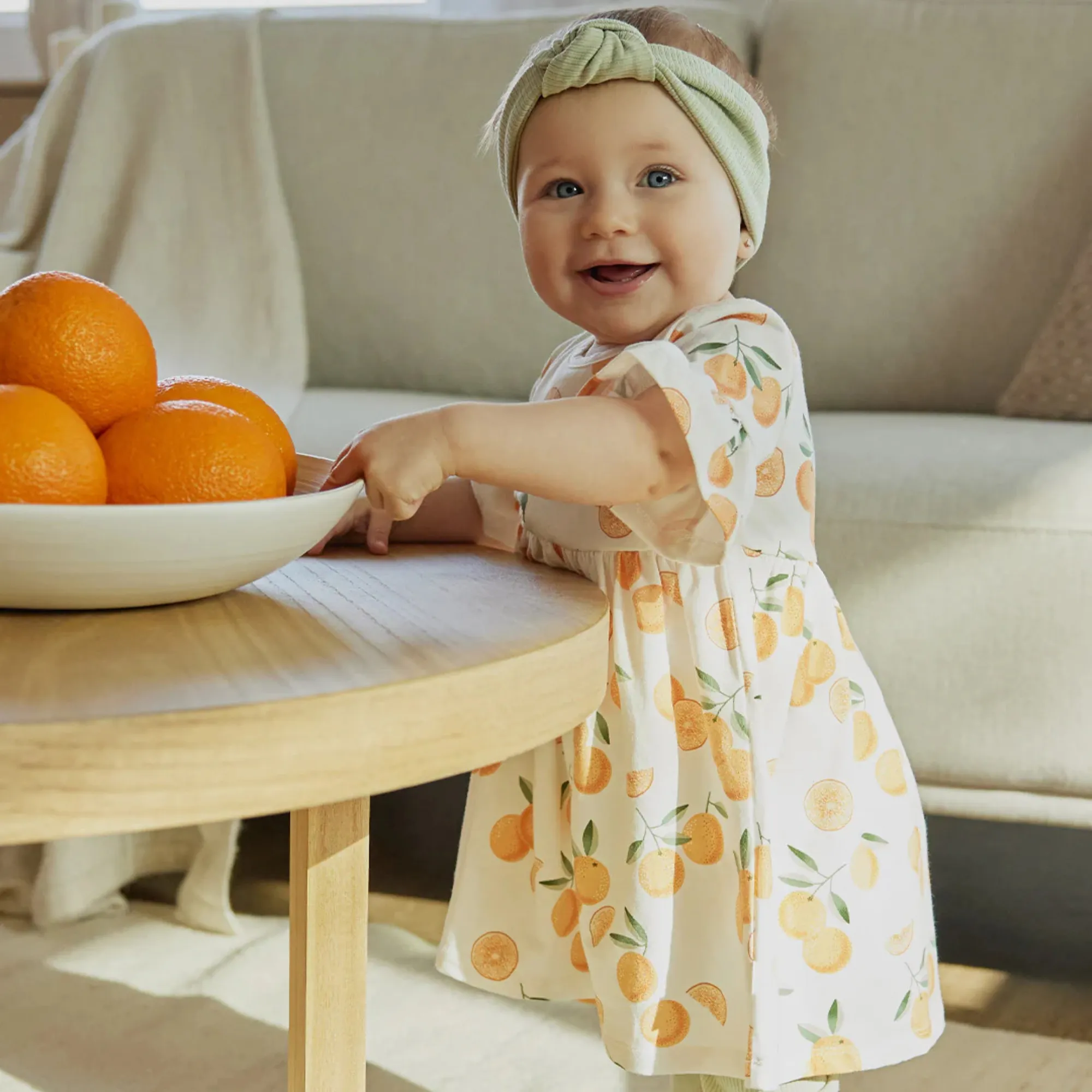 FIRSTS Ensemble Robe Oranges