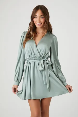 Forever 21 Robe Satinée Fausse Enveloppante Mini Vert Brume Forever 21