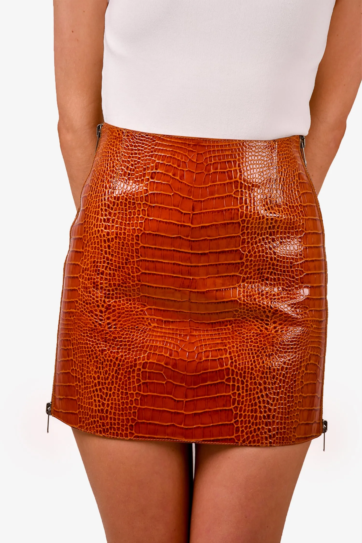 Givenchy Jupe Mini en Cuir Imprimé Croco Marron Taille 34