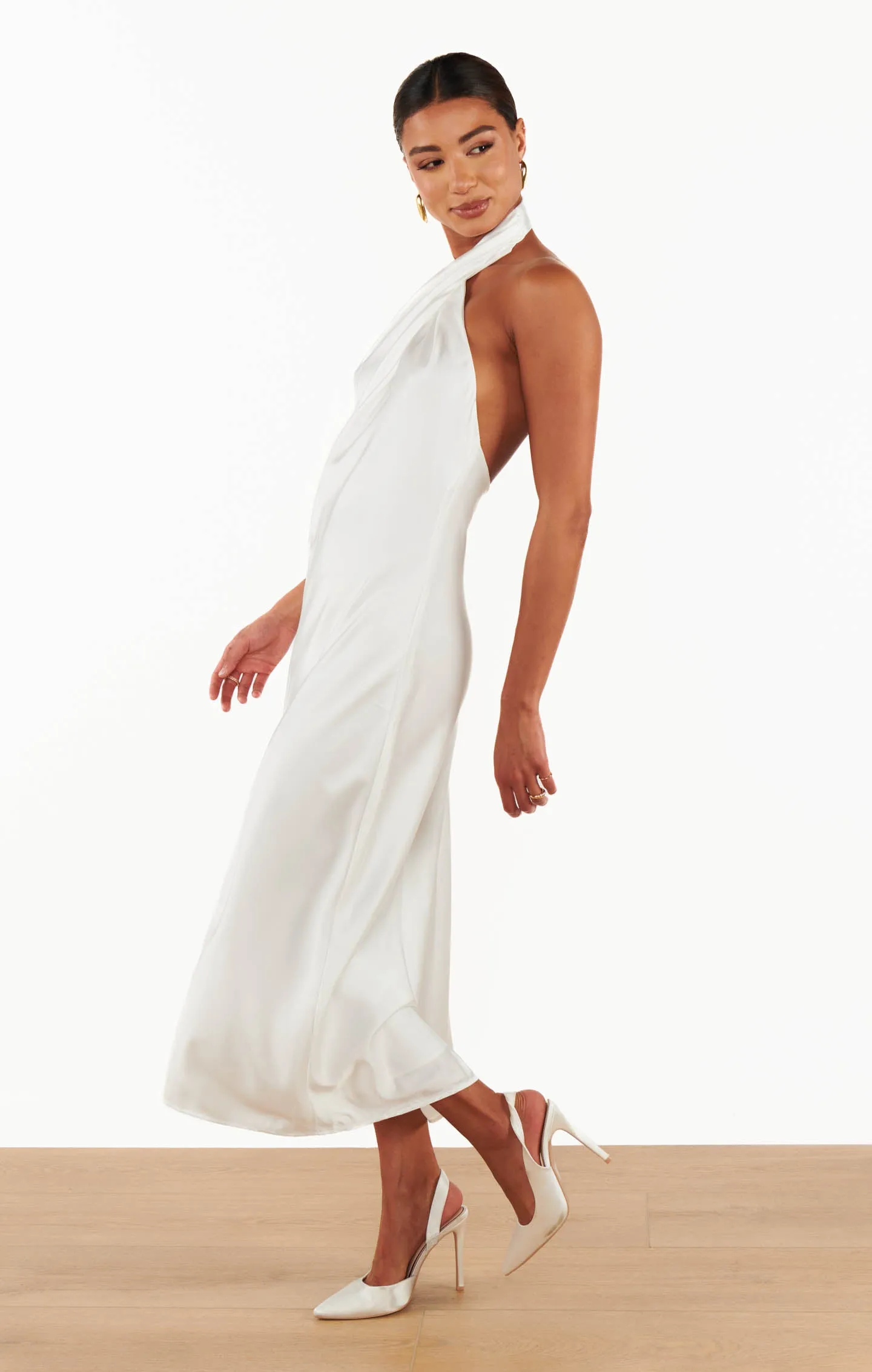 Robe mi-longue Jasmine Halter ~ Satin luxe ivoire