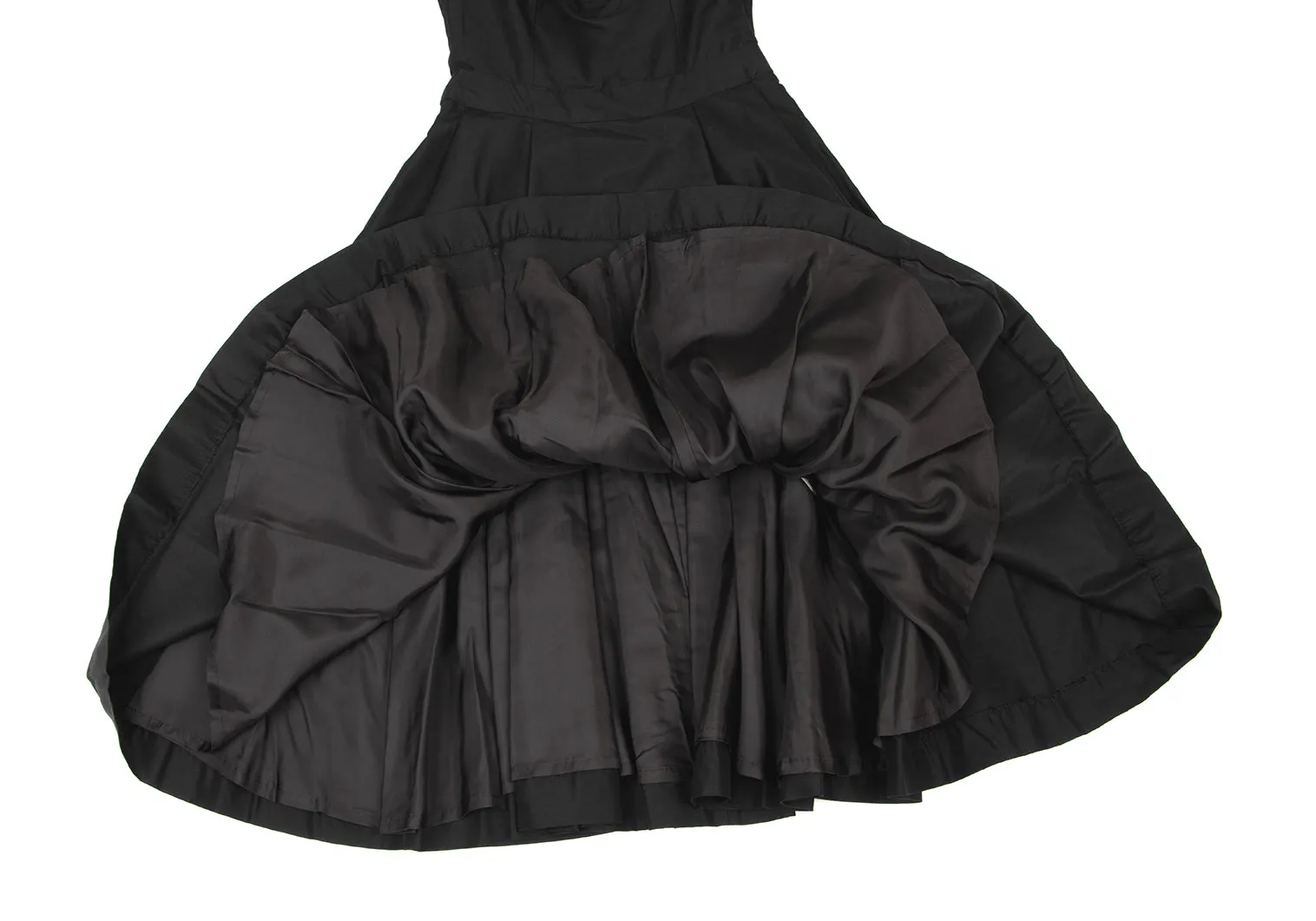 KEITA MARUYAMA Japon. Robe sans manches noire à motifs découpés