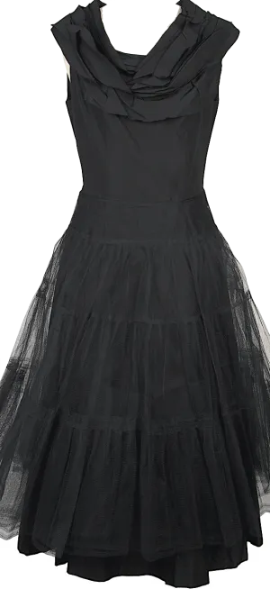 KEITA MARUYAMA Japon. Robe sans manches noire à motifs découpés