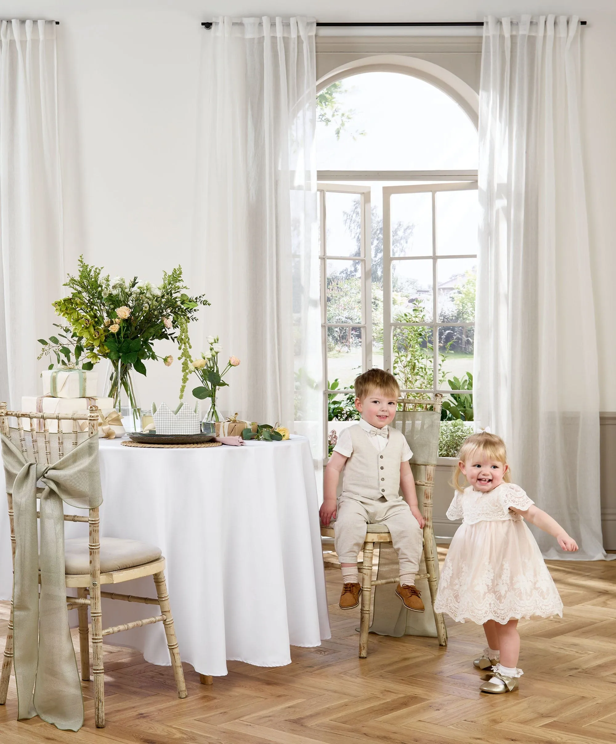 Robe à manches à volants en dentelle pour bébés et enfants Mamas & Papas