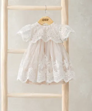 Robe à manches à volants en dentelle