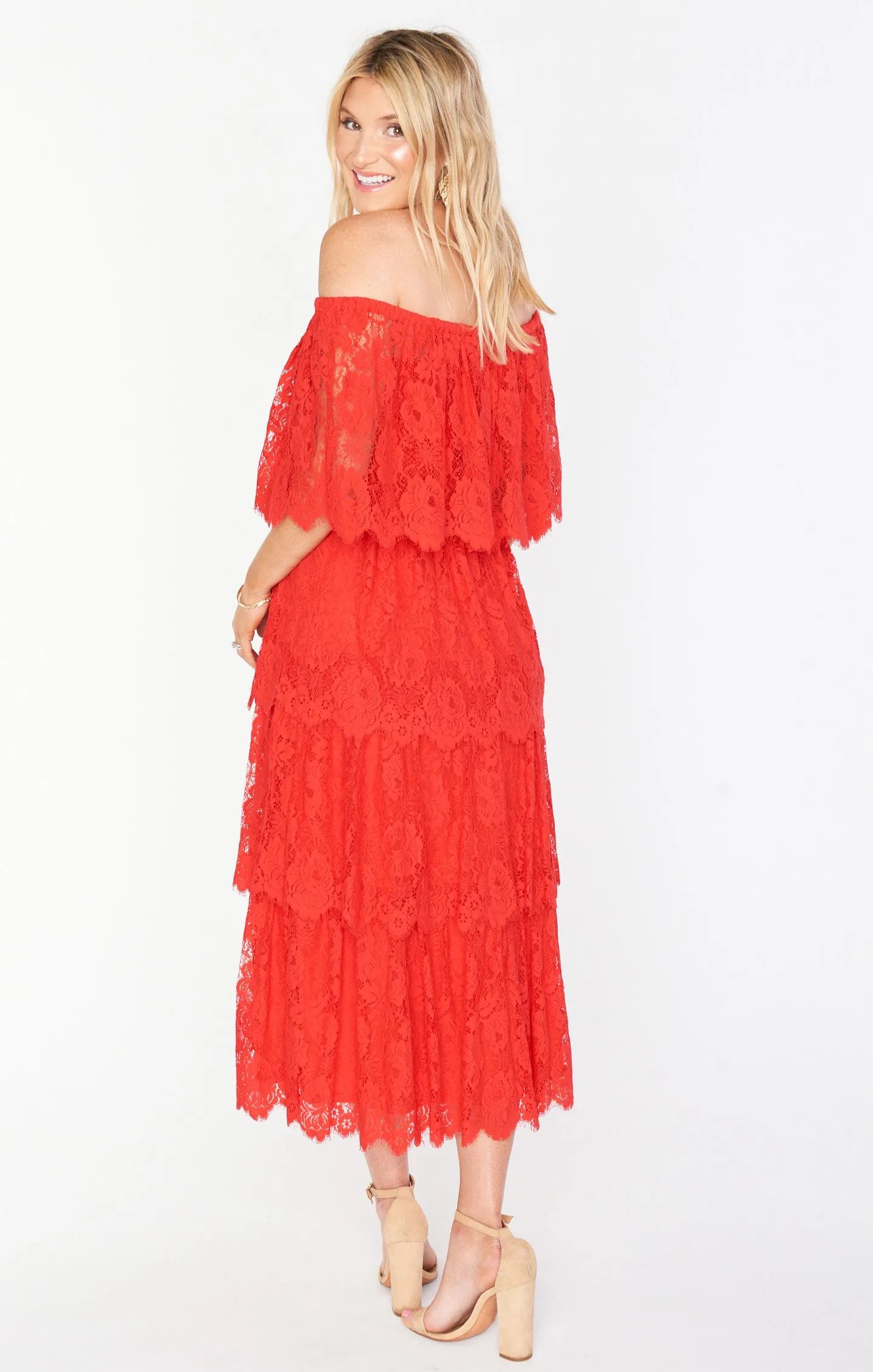 Robe Midi Lana ~ Dentelle Rouge Printanière