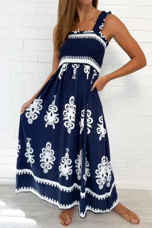 Robe Leyla