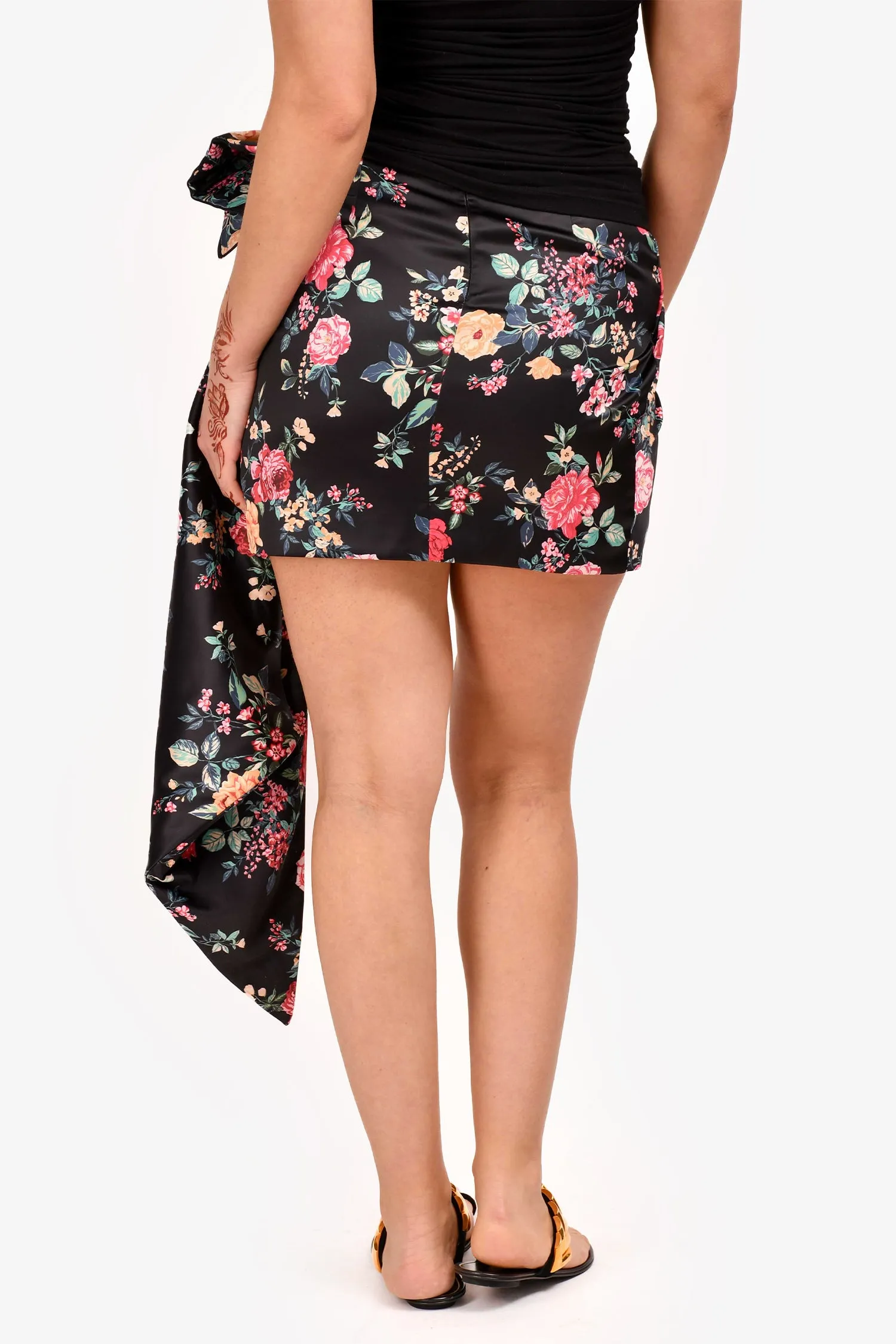 Lovers   Friends Jupe asymétrique à fleurs noires Taille XS