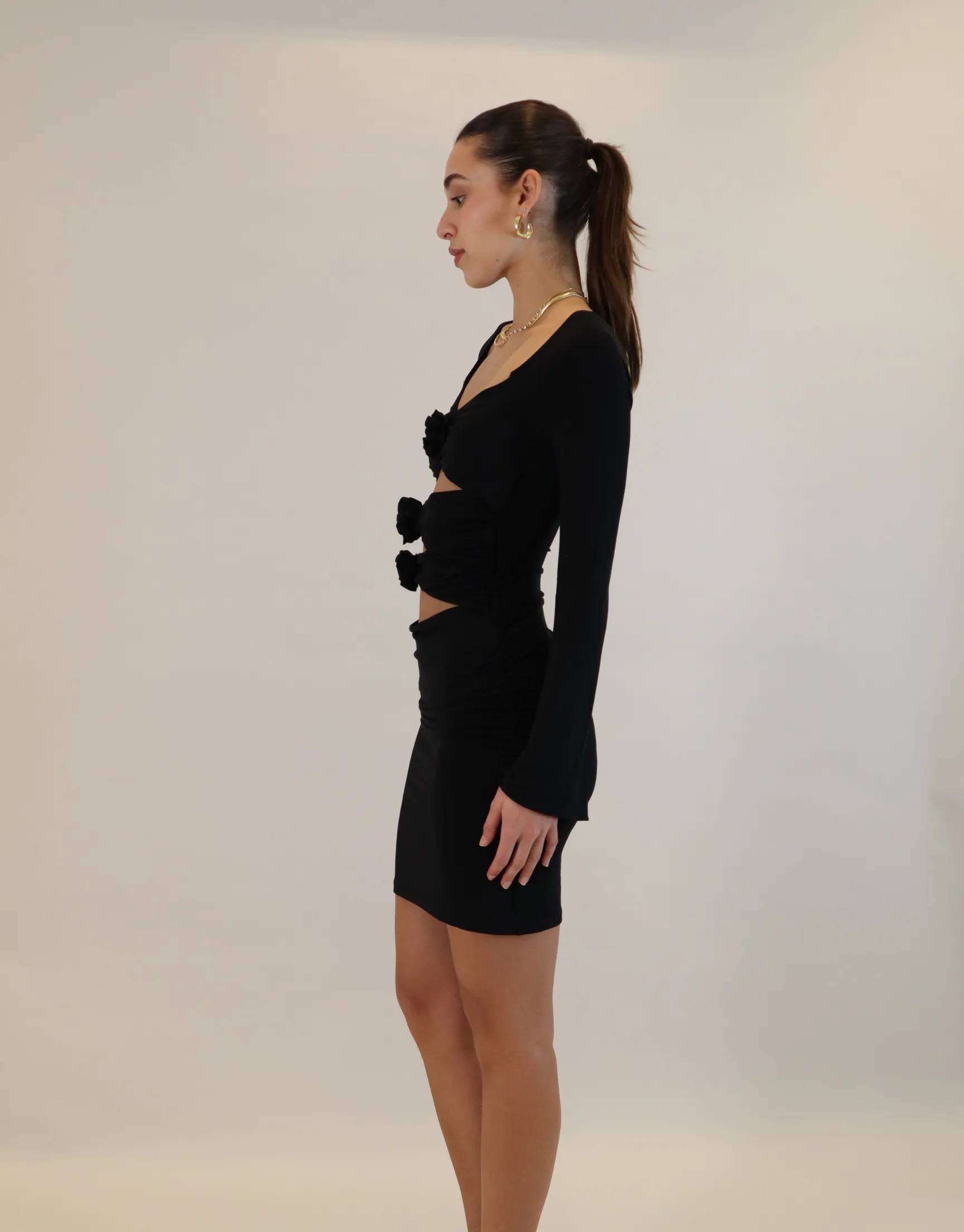 ROBE MANILLA CUT OUT