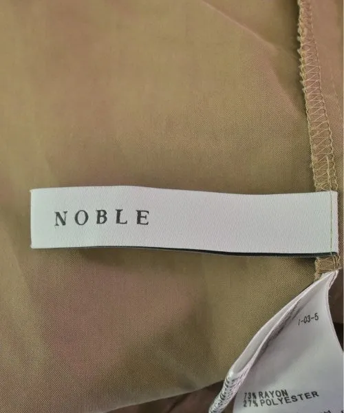 ROBES NOBLES