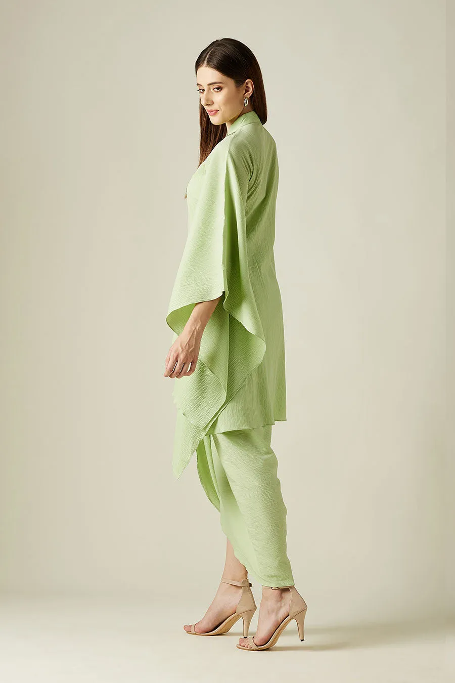 Ensemble coordonné Kaftan vert galet et jupe drapée