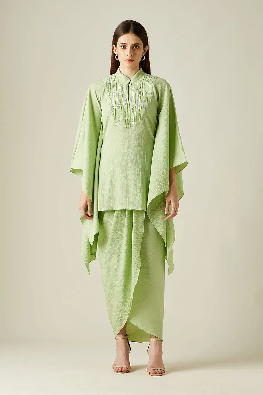 Ensemble coordonné Kaftan vert galet et jupe drapée