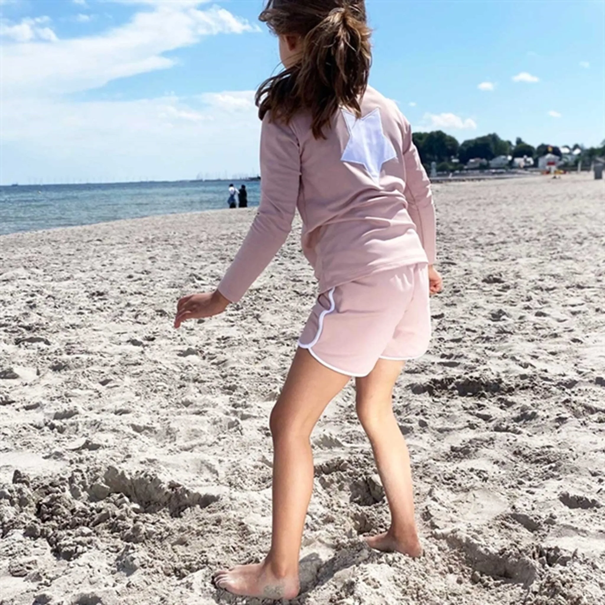 Petit Crabe Rose Nude/Blanc Shorts UV Alexa Petit-Crabe