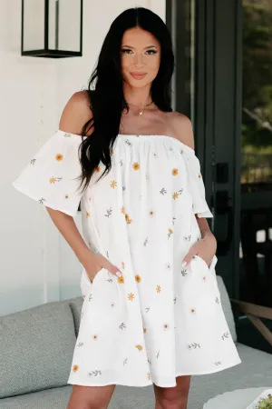 Robe courte fleurie décolletée style pittoresque (Blanc cassé)