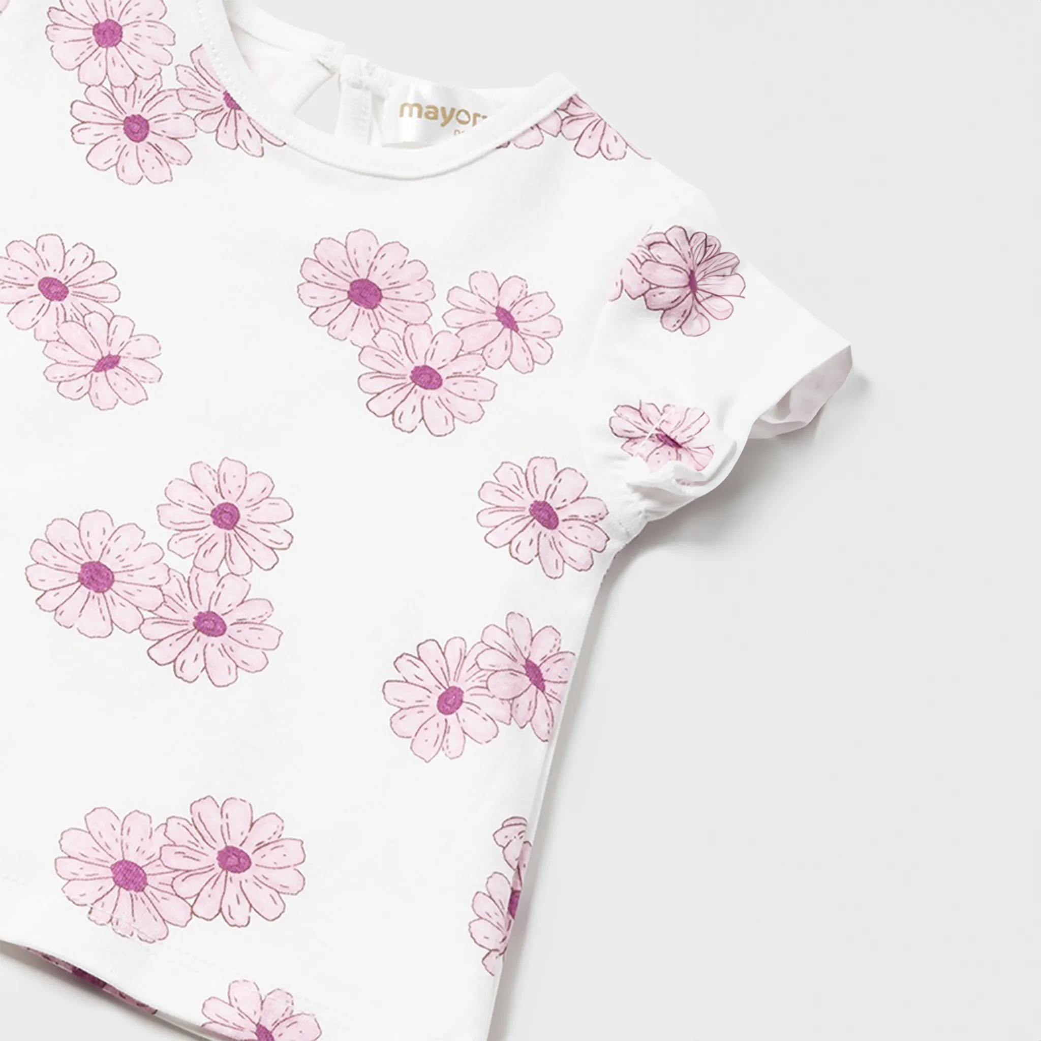 Ensemble Salopette Rose avec Chemise à Fleurs