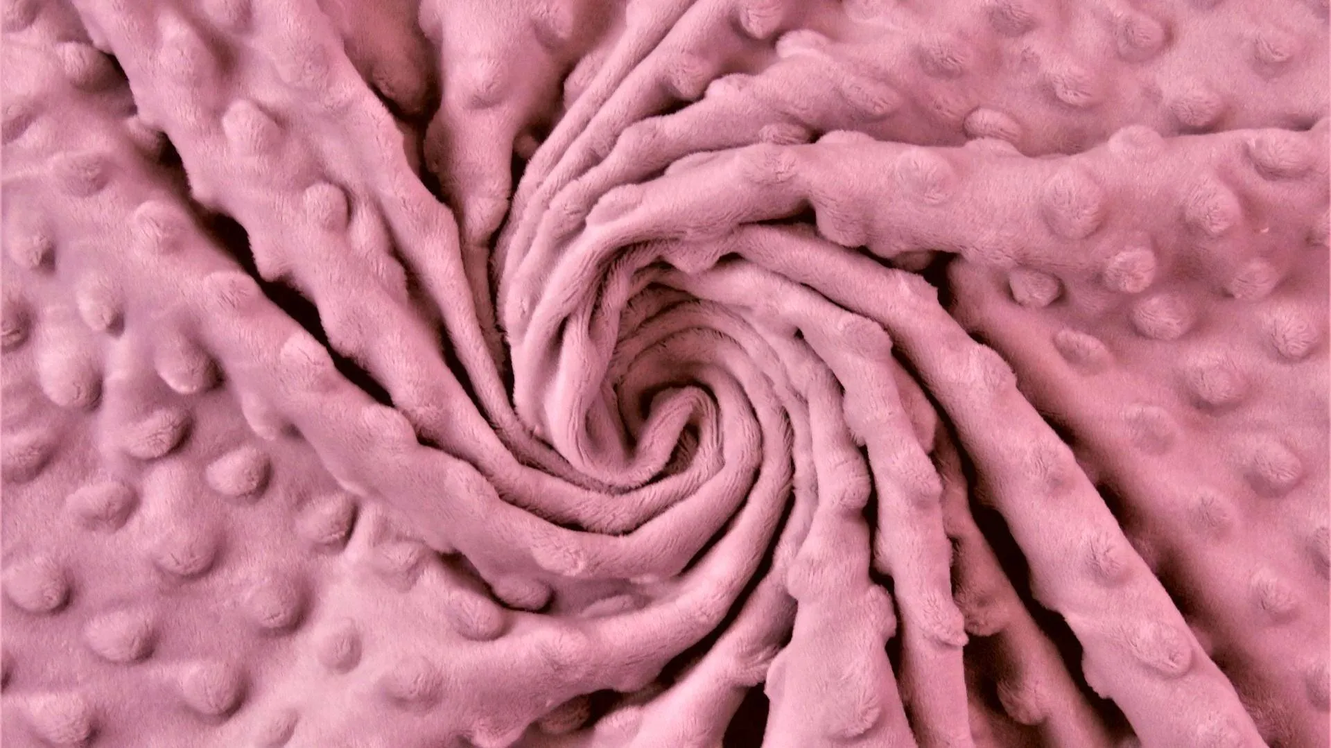 Tissu en polaire pelucheux à fossettes