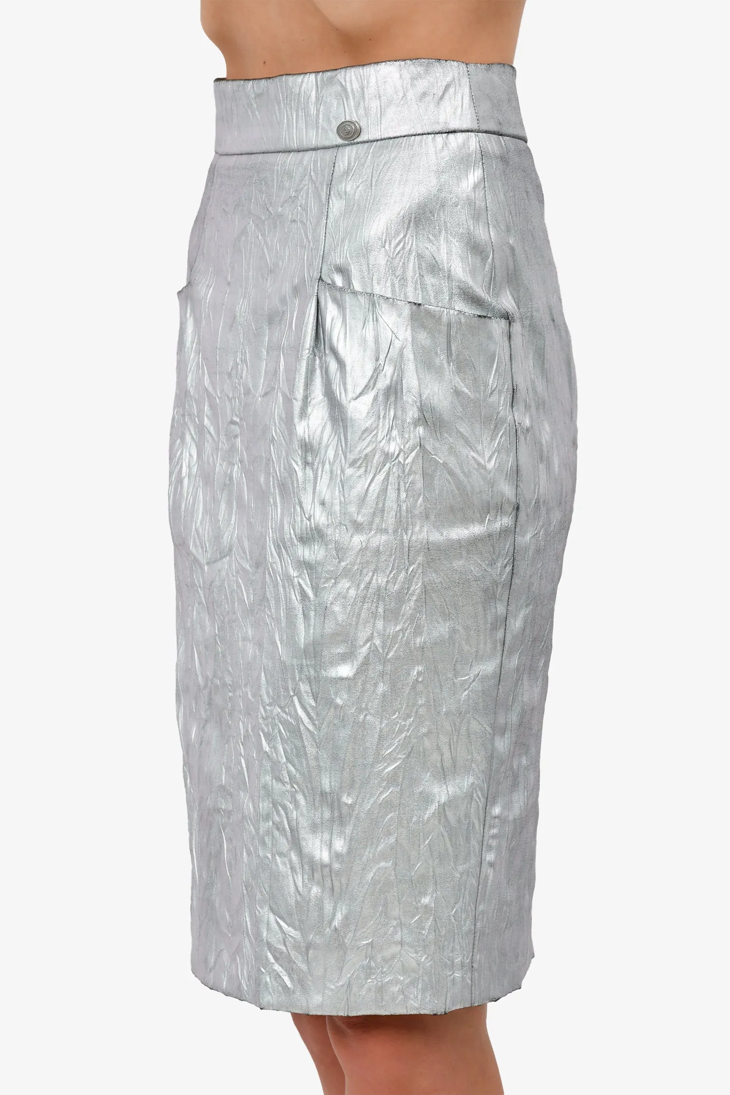 Chanel™ d'occasion - Jupe mi-longue métallisée argentée 2013 - Taille 38