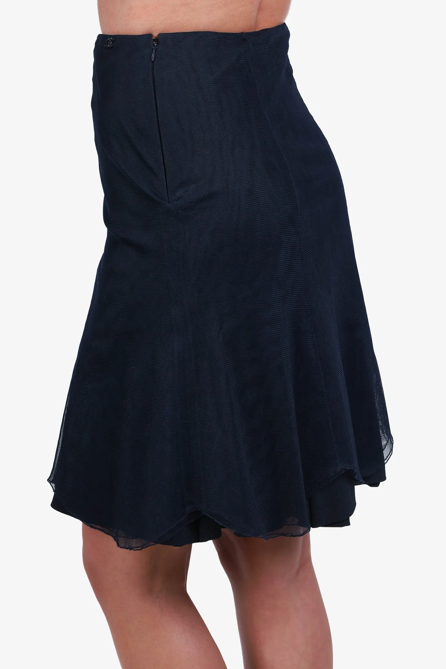 Chanel™ d'occasion - Jupe mi-longue en mesh noir avec doublure - Taille 38