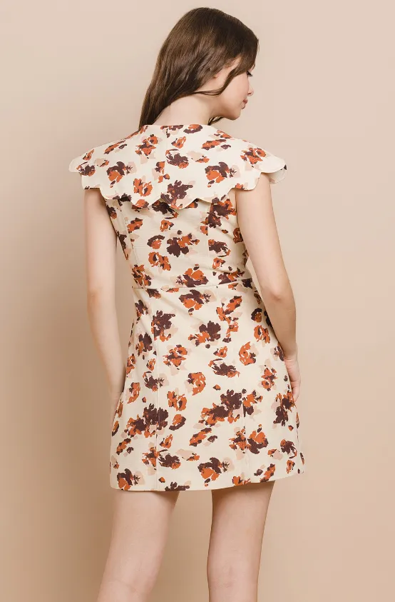 Robe Rowan à motifs floraux avec détails festonnés
