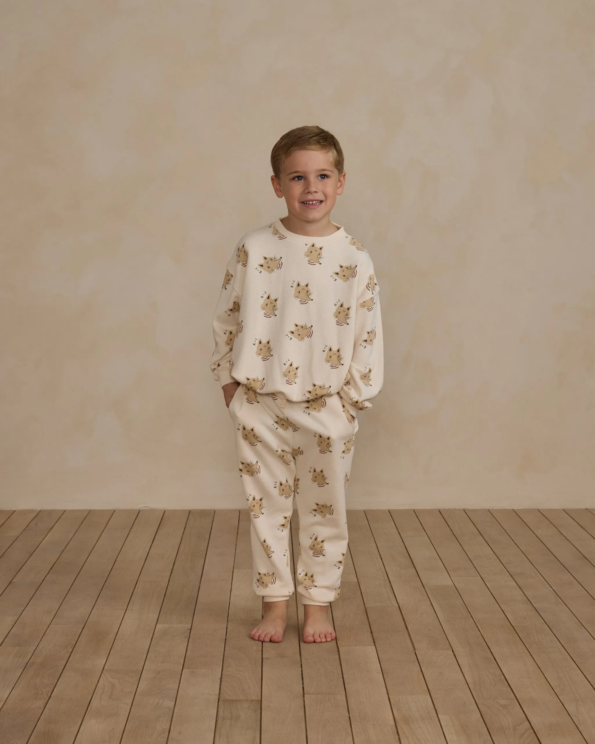 Rylee   Cru Sweat-shirt décontracté bébé/enfant | Coyote Naturel