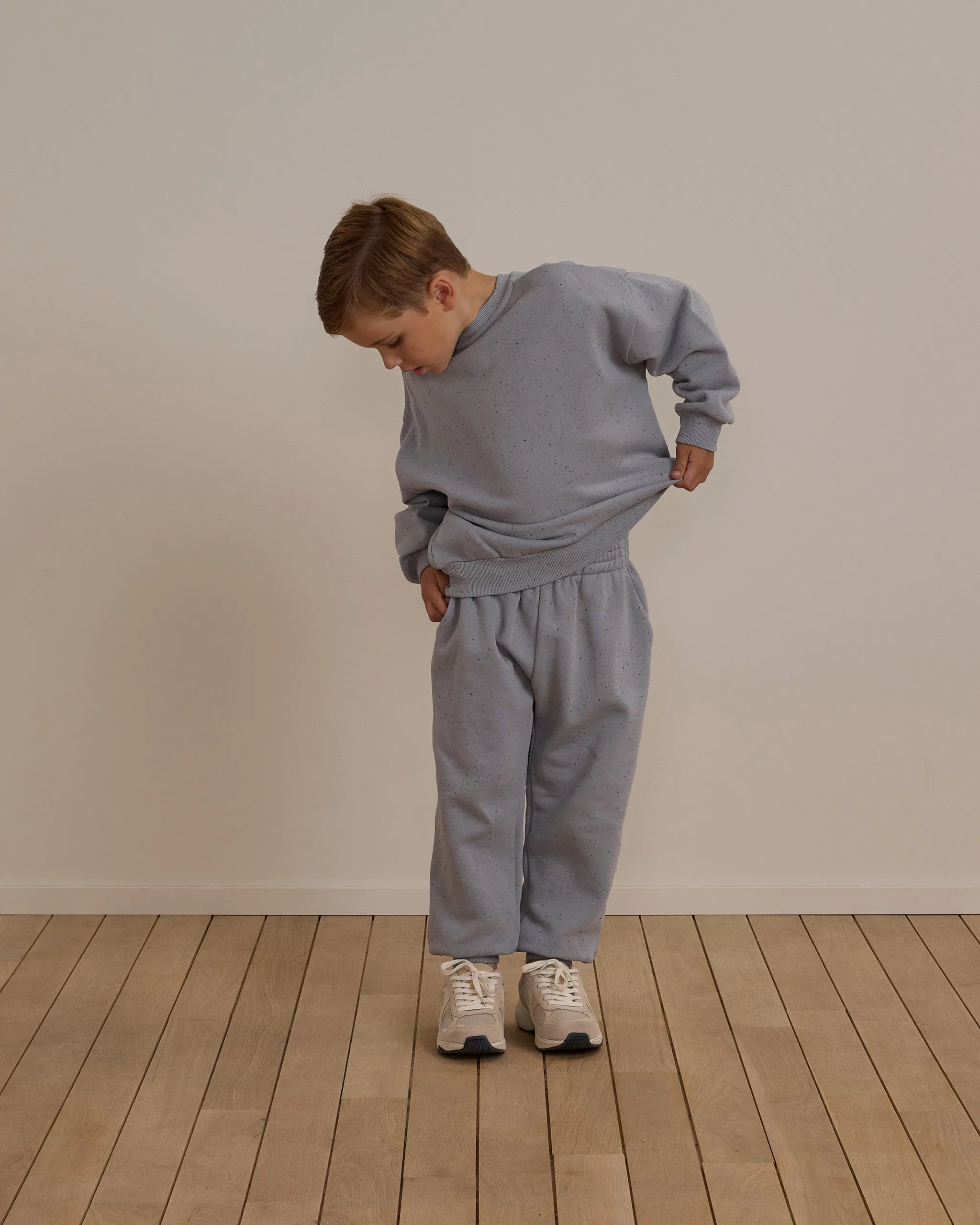 Rylee   Cru Sweat-shirt décontracté bébé/enfant | Bleu poussiéreux