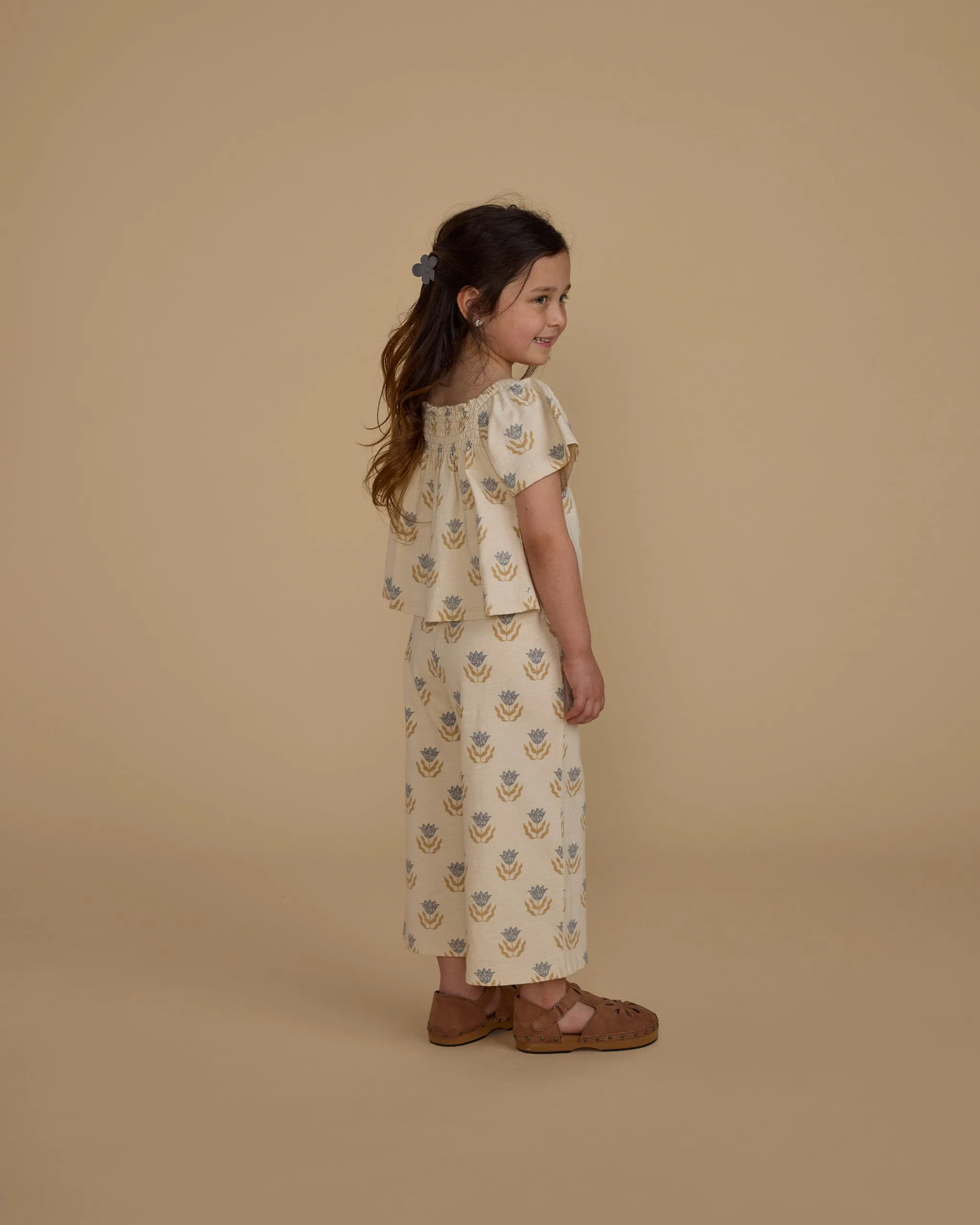 Rylee   Cru Pantalon large pour bébé et enfant | Flora