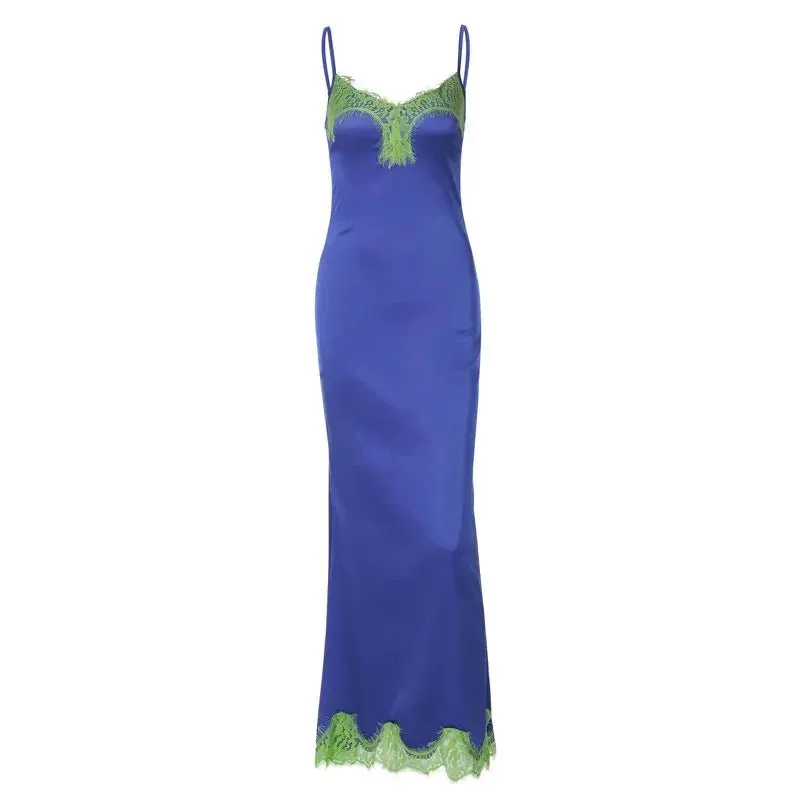 Robe portefeuille avec détails en dentelle