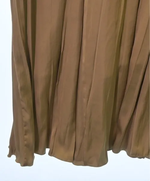 Robes impeccables et élégantes