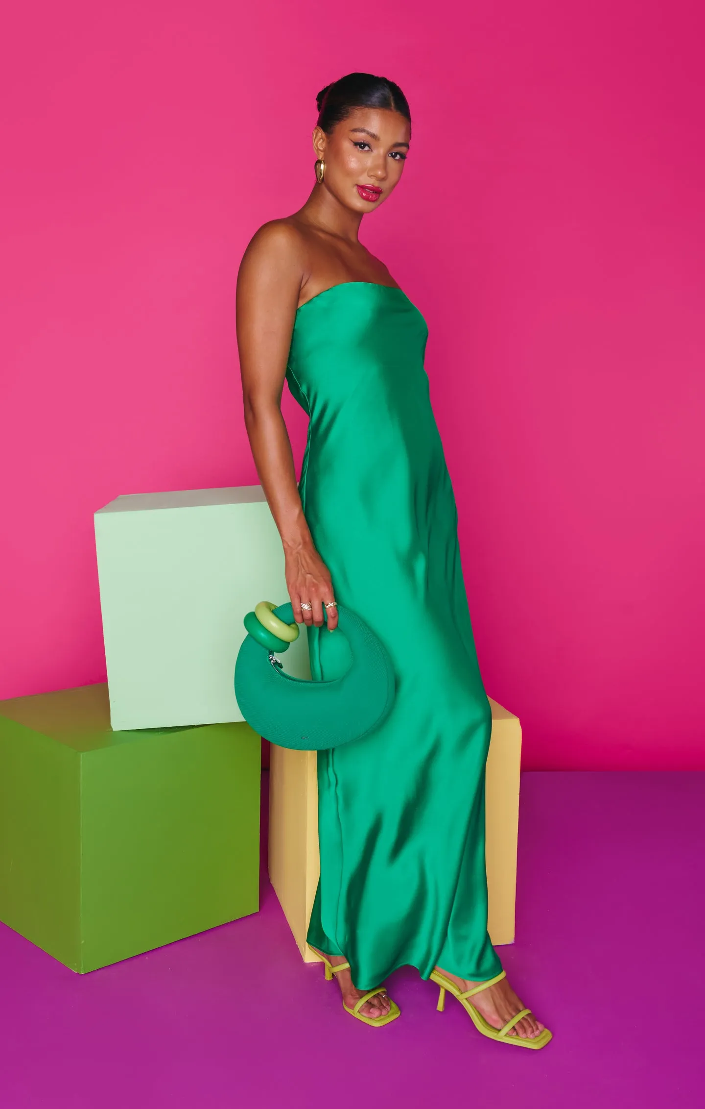 Robe tube Taylor ~ Satin luxe vert trèfle