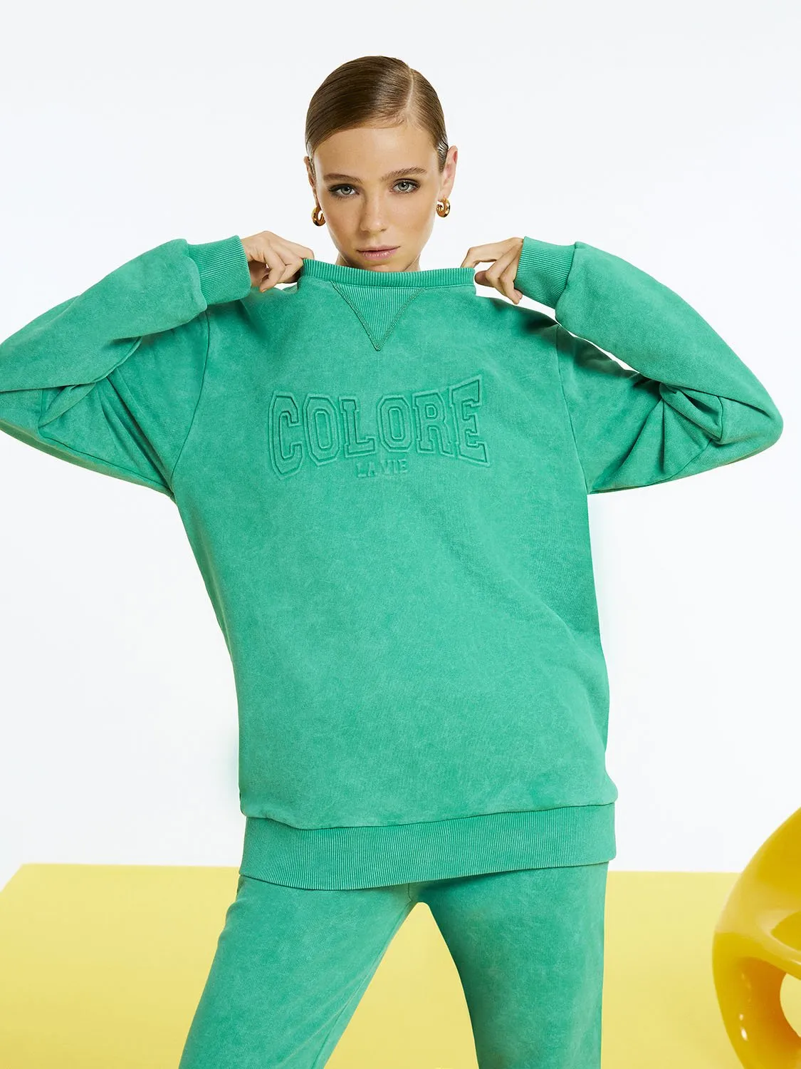 Sweat-shirt ample à texte imprimé