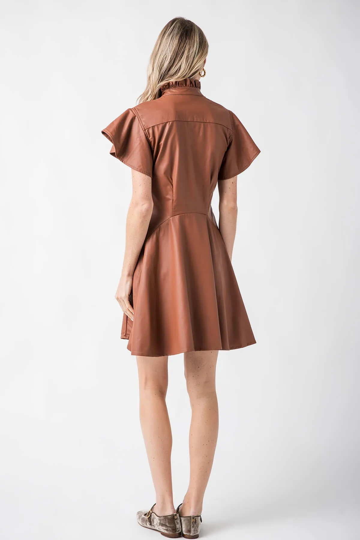 Robe THML à manches volantes en simili cuir