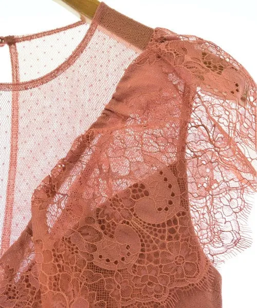 Robes à trois étages
