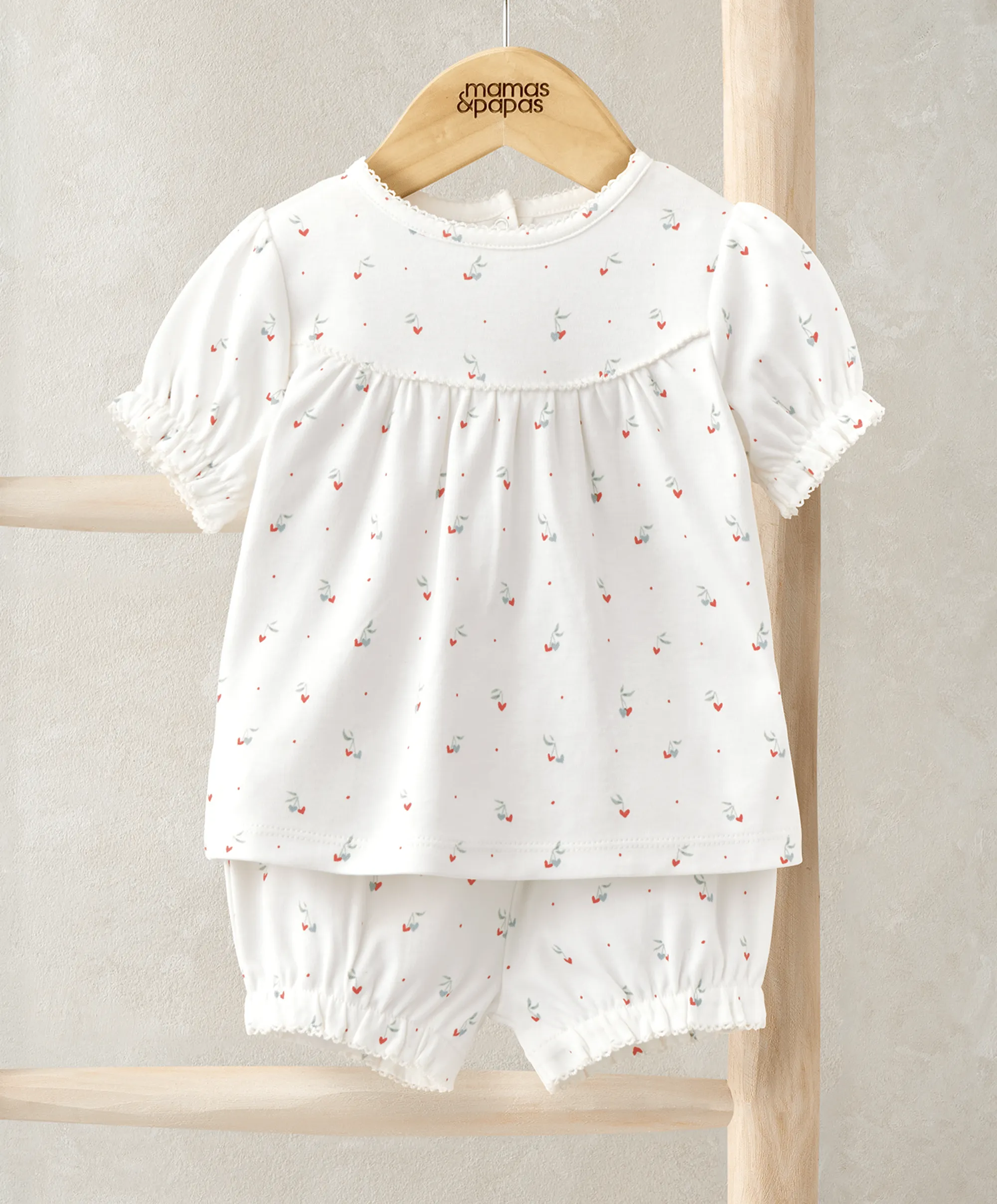 Ensemble Haut & Short (2 Pièces) - Imprimé Cœurs Cerise Babykids Mamas & Papas