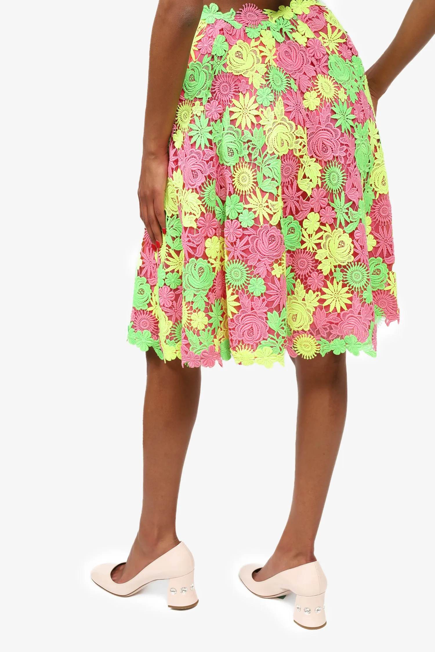 Jupe mi-longue en dentelle fleurie en soie Valentino rose/vert/jaune taille 2