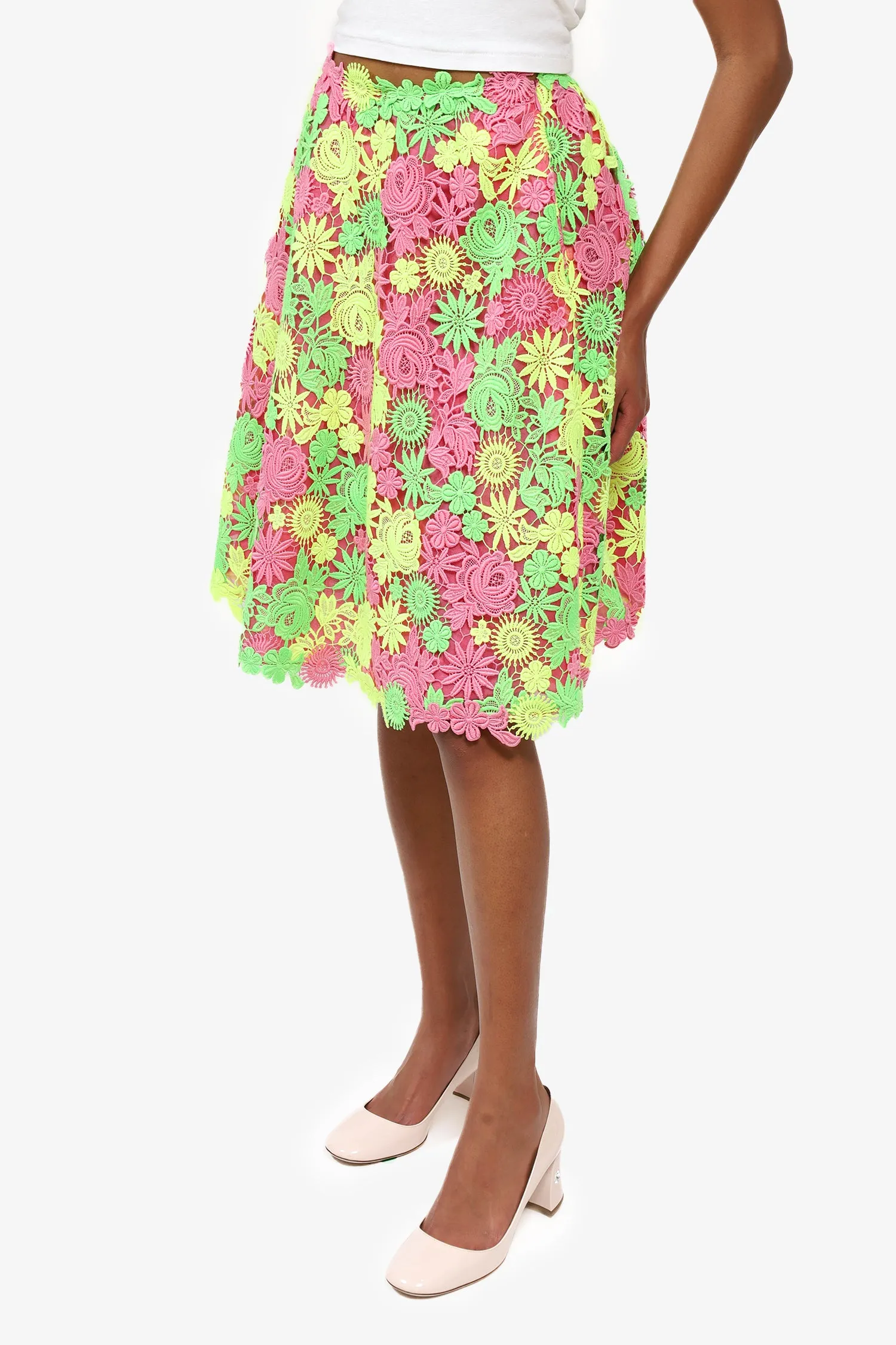 Jupe mi-longue en dentelle fleurie en soie Valentino rose/vert/jaune taille 2