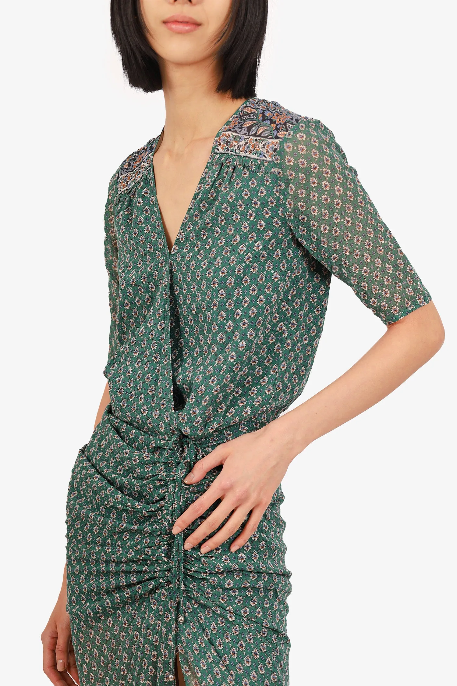 Veronica Beard Robe verte à imprimé paisley avec encolure en V et ruchées taille 00
