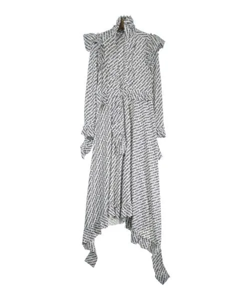 VETEMENTS Robes